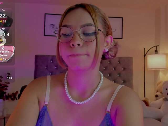 Ximena-sotto's BongaCams show and profile