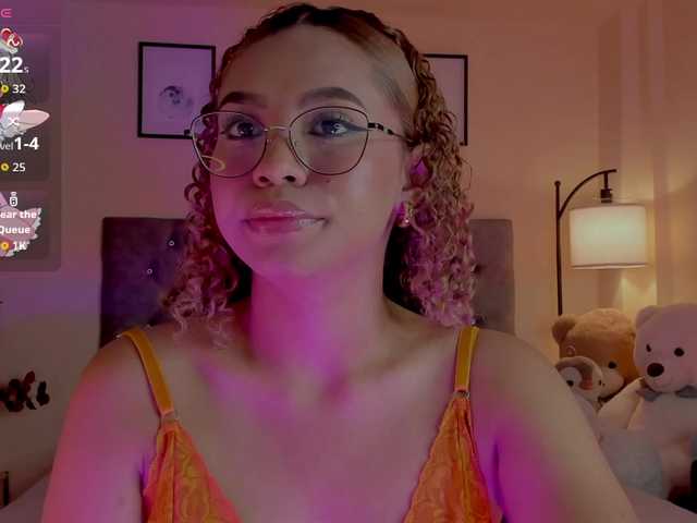 Ximena-sotto's BongaCams show and profile