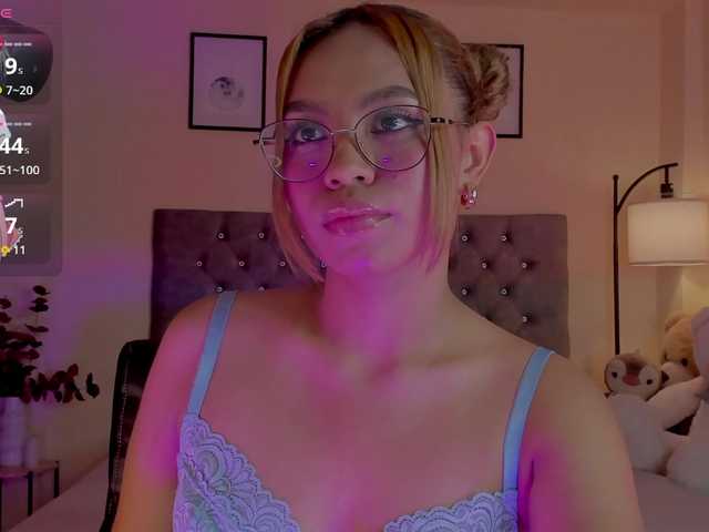 Ximena-sotto's BongaCams show and profile