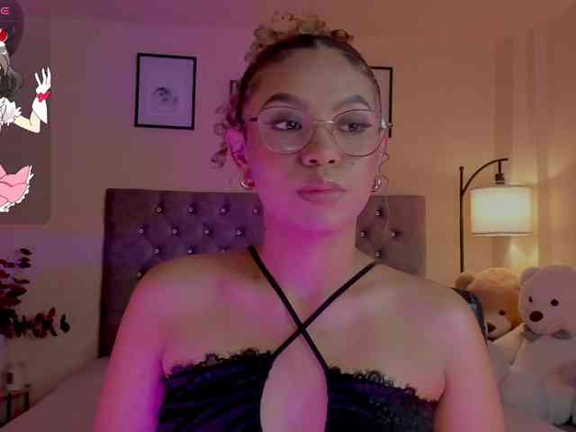 Ximena-sotto webcam