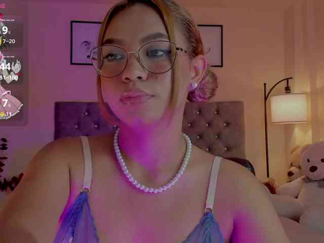 Ximena-sotto webcam