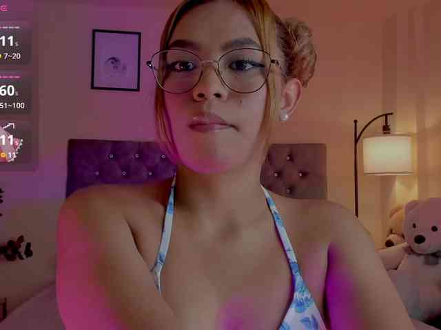 Ximena-sotto webcam