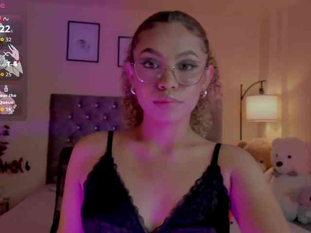 Ximena-sotto webcam