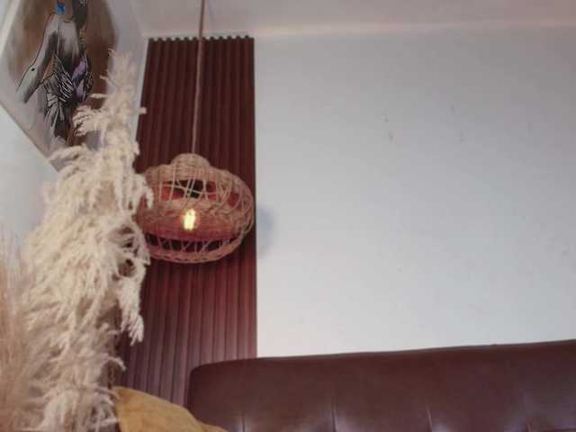 Scarlet-veil's BongaCams show and profile