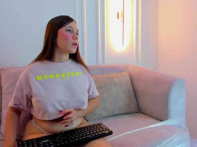 GabyShine Live Webcam on BongaCams