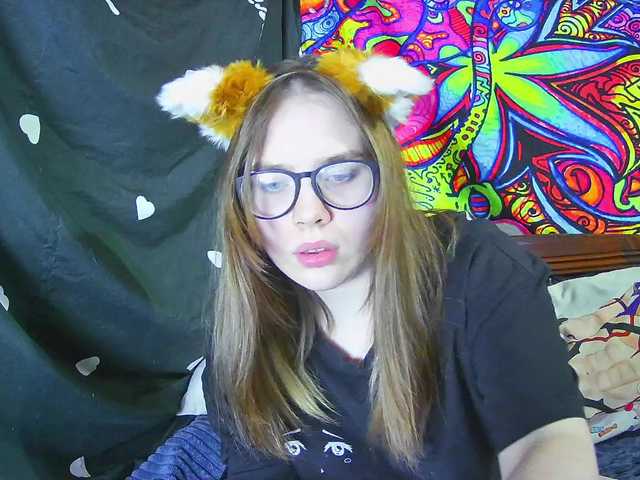 Mollifyfox's BongaCams show and profile