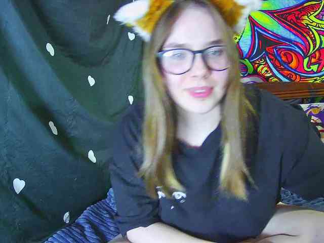 Mollifyfox webcam