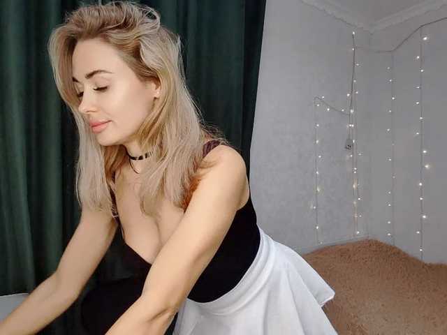 LadyLady96's BongaCams show and profile