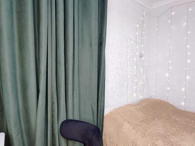 BongaCams LadyLady96 is Freechat LadyLady96 — Flirting in body language