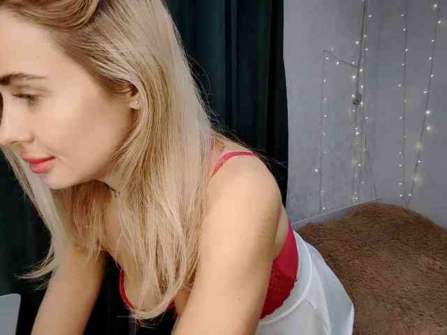 LadyLady96 webcam
