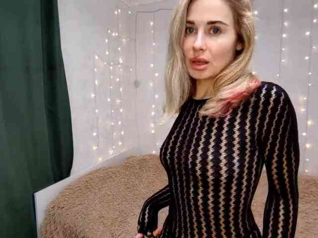 LadyLady96 webcam