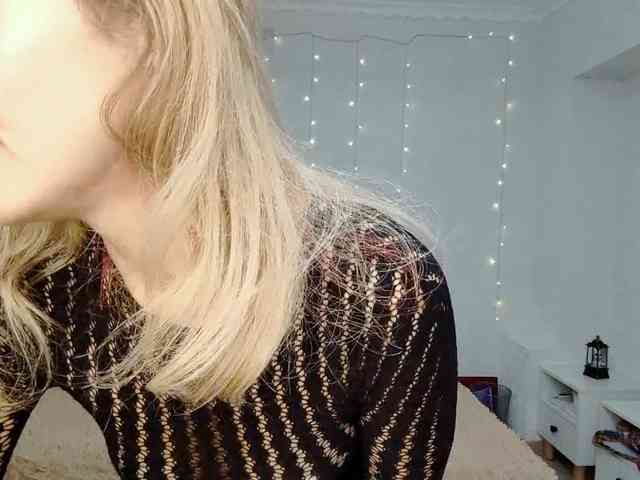 LadyLady96 webcam