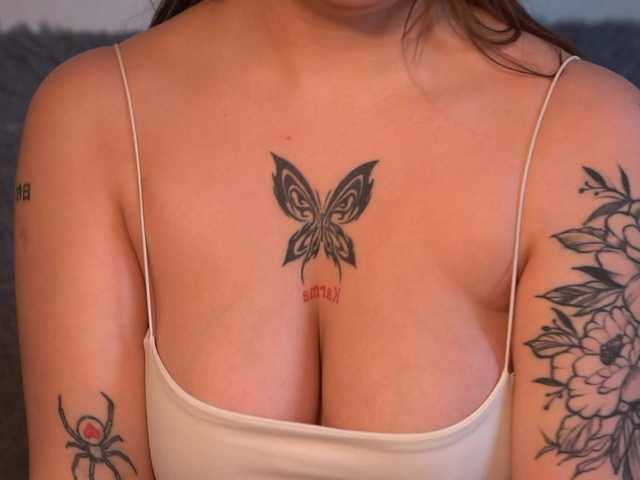 Tentone's BongaCams show and profile