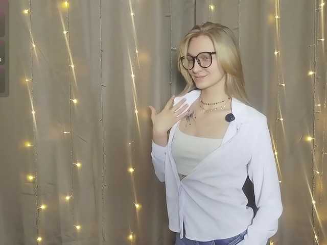 Alex-7595's BongaCams show and profile