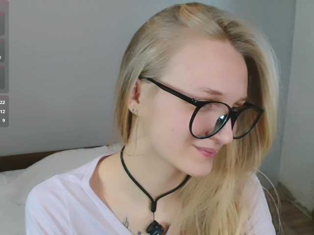 Alex-7595's BongaCams show and profile