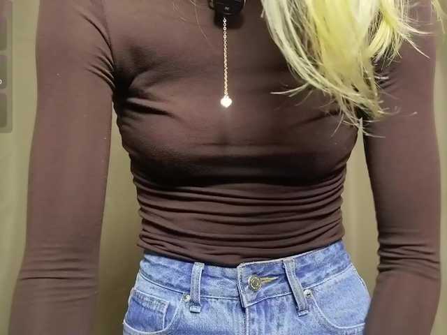 Alex-7595's BongaCams show and profile