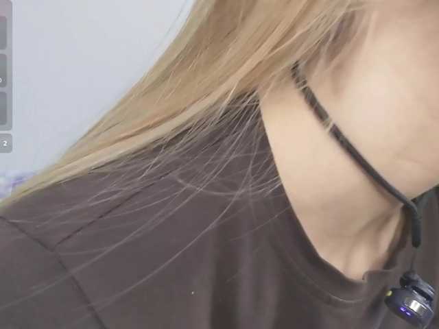 Alex-7595's BongaCams show and profile