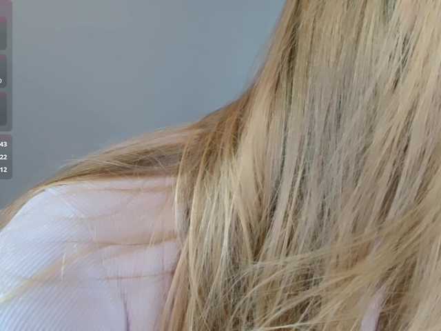 Alex-7595's BongaCams show and profile