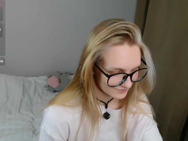 Alex-7595's BongaCams show and profile