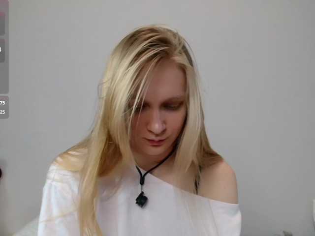 Alex-7595's BongaCams show and profile