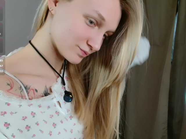 Alex-7595's BongaCams show and profile