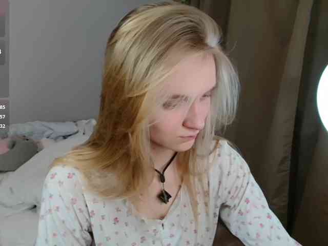 Alex-7595 Live Webcam on BongaCams