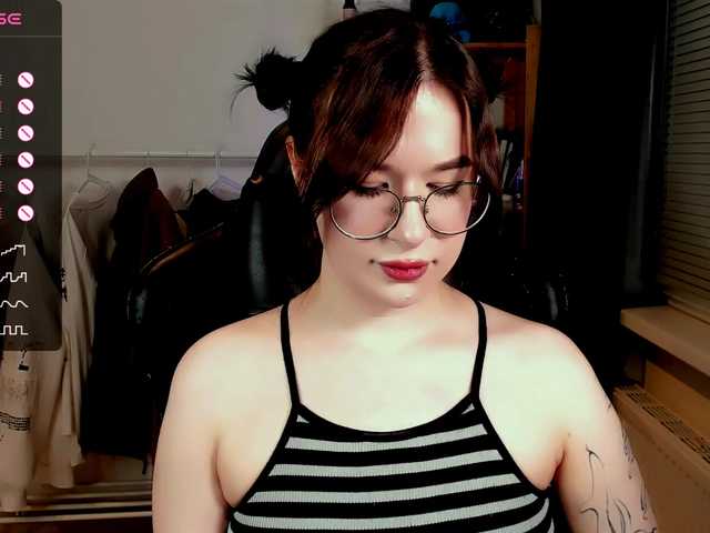 MynameisLilith's BongaCams show and profile