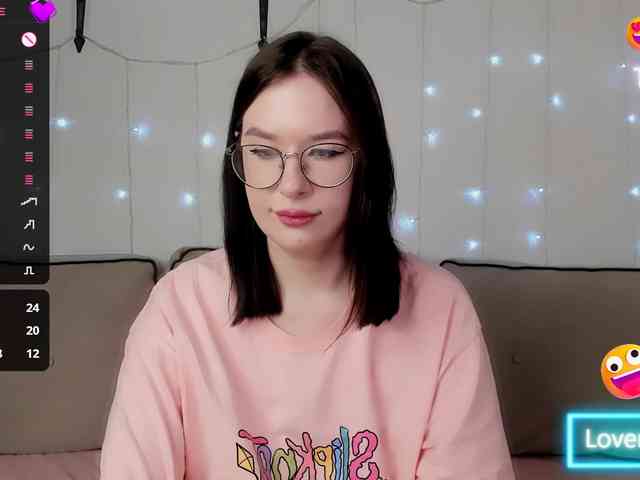 MynameisLilith webcam