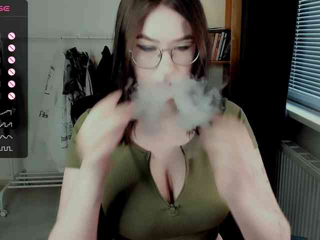 MynameisLilith webcam