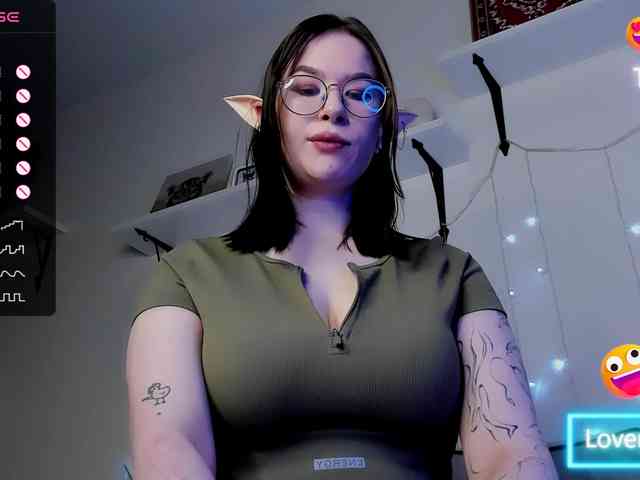 MynameisLilith webcam