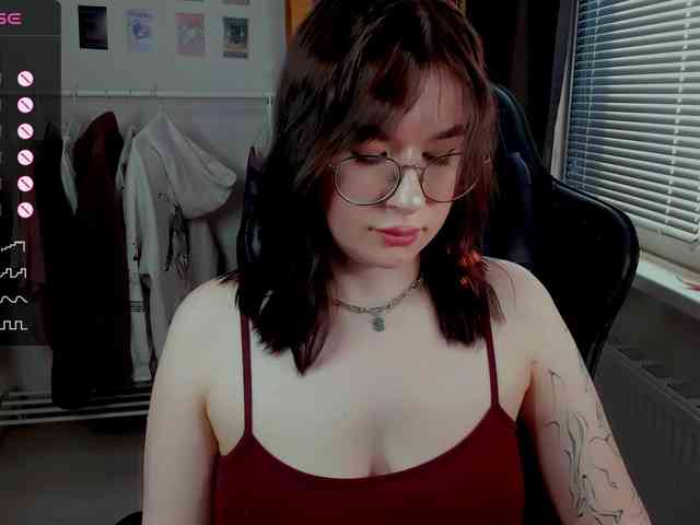 MynameisLilith webcam