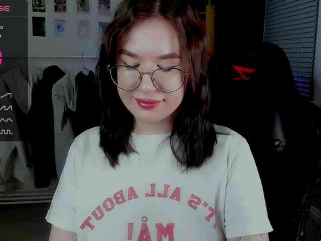 MynameisLilith webcam