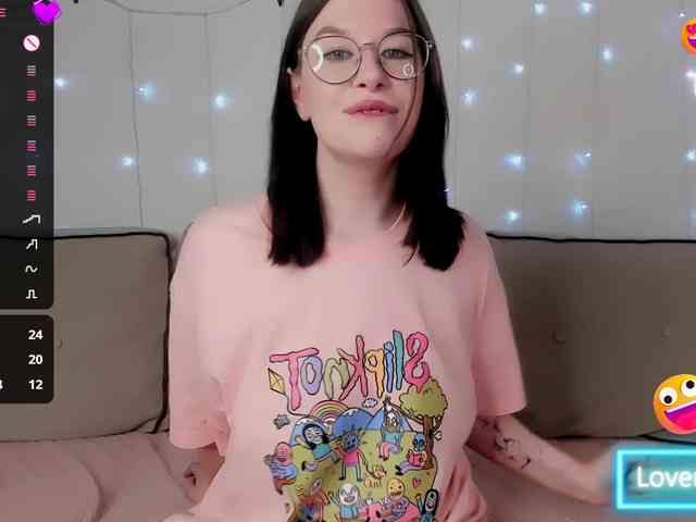 MynameisLilith webcam