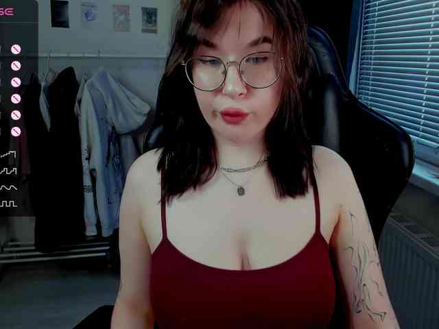 MynameisLilith webcam