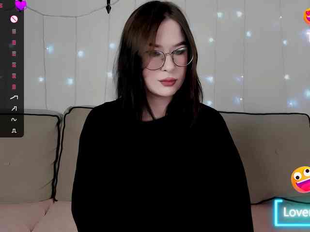 MynameisLilith webcam