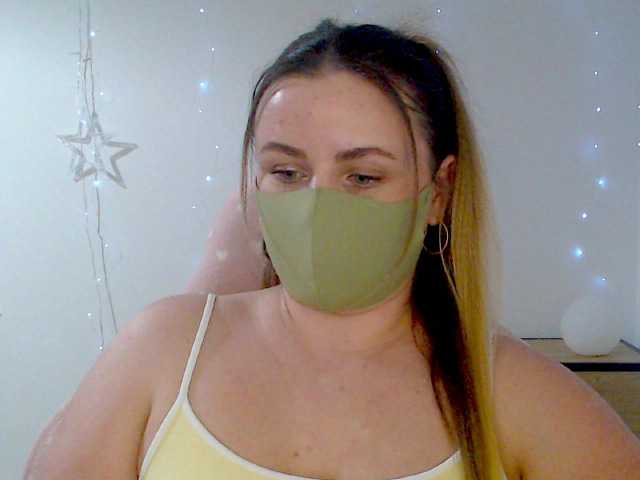 VelvetCalm's BongaCams show and profile