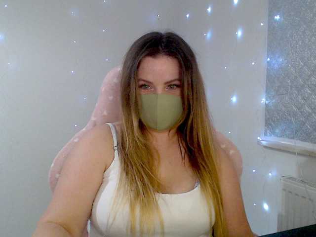 VelvetCalm's BongaCams show and profile