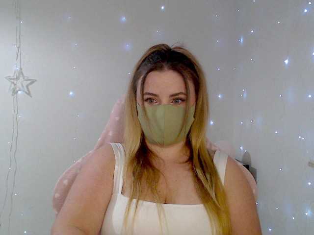 VelvetCalm's BongaCams show and profile
