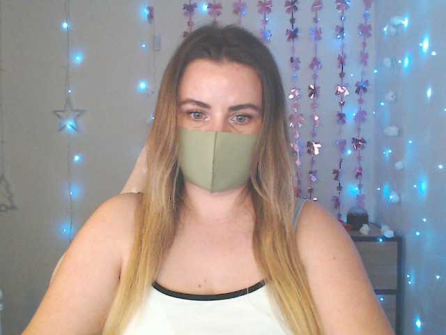 VelvetCalm's BongaCams show and profile