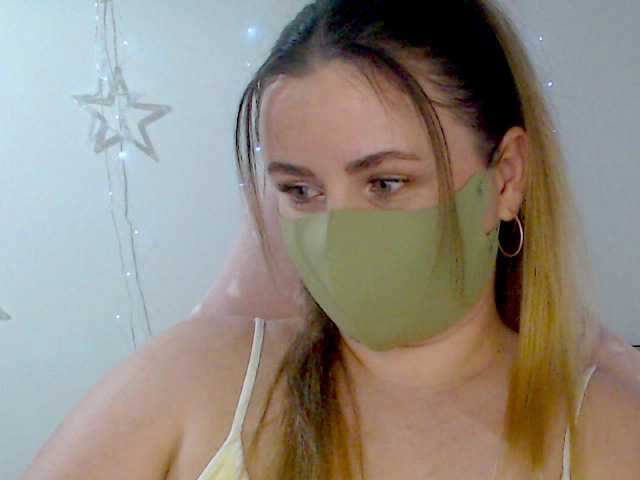 VelvetCalm's BongaCams show and profile