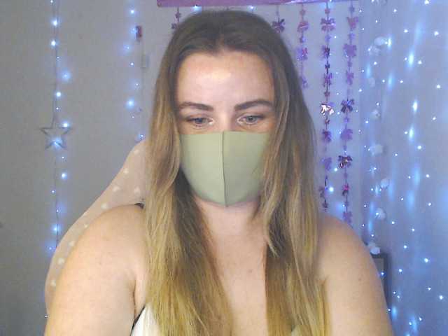 VelvetCalm's BongaCams show and profile