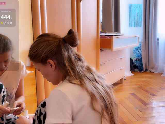 Brilliant-live webcam