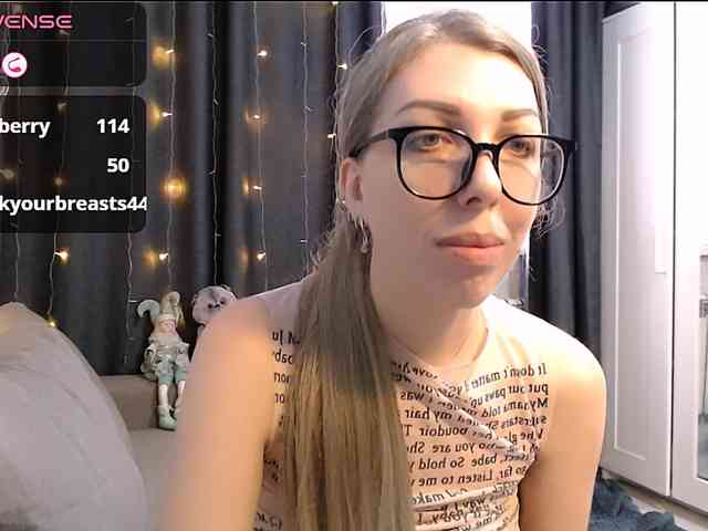 stephaniekisss webcam