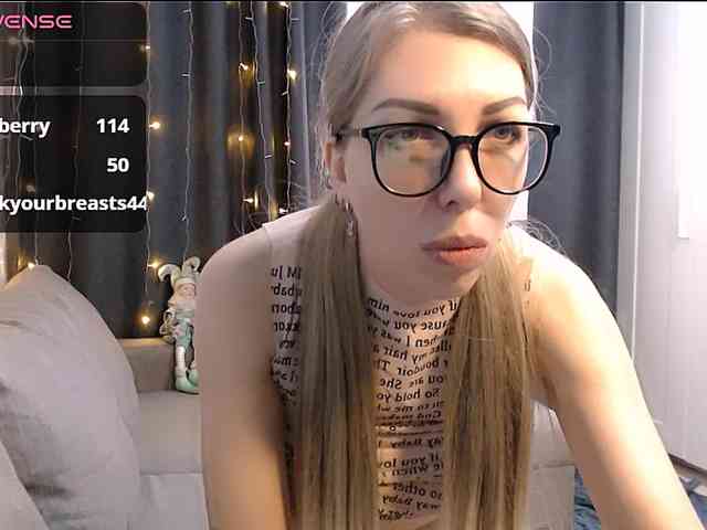 stephaniekisss webcam