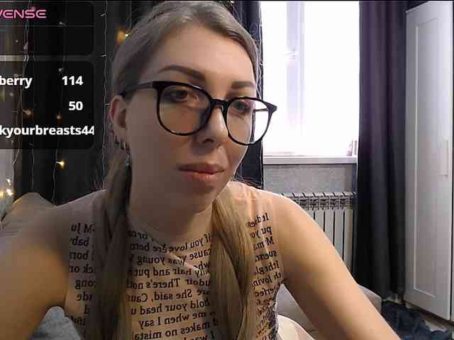 stephaniekisss webcam