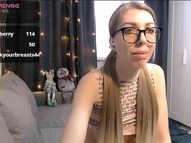 stephaniekisss webcam