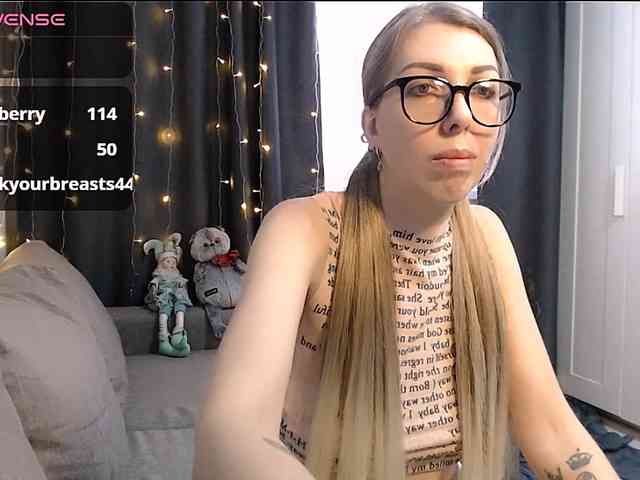 stephaniekisss webcam