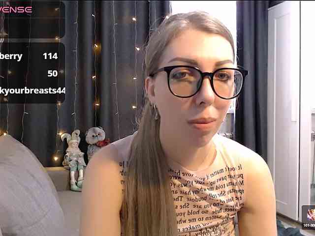 stephaniekisss webcam