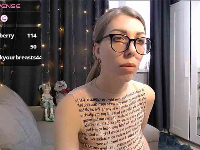 stephaniekisss webcam