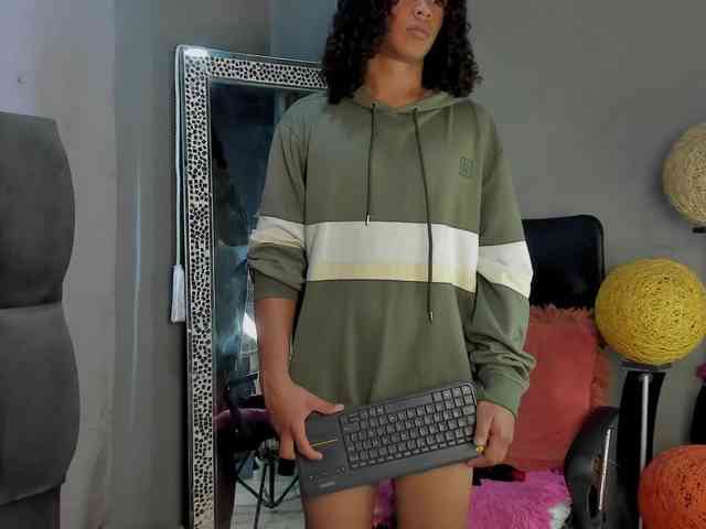 Dylaans19 Live Webcam on BongaCams